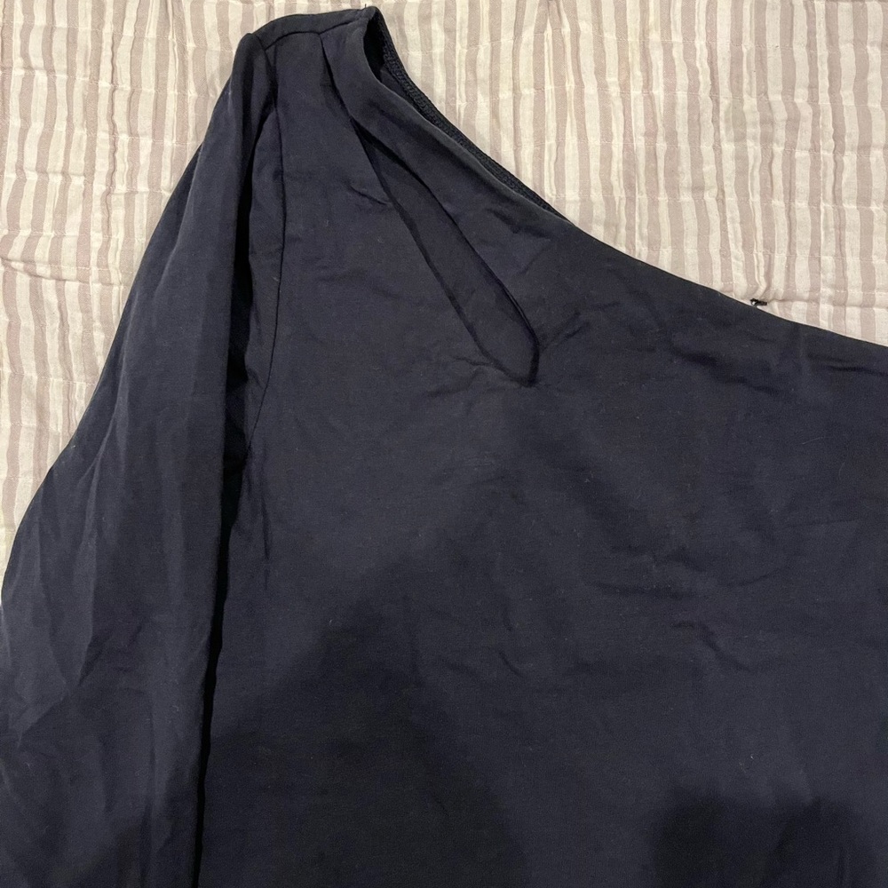 NWT Abercrombie One Shouldered Cut-Out Crop Long Sleeve